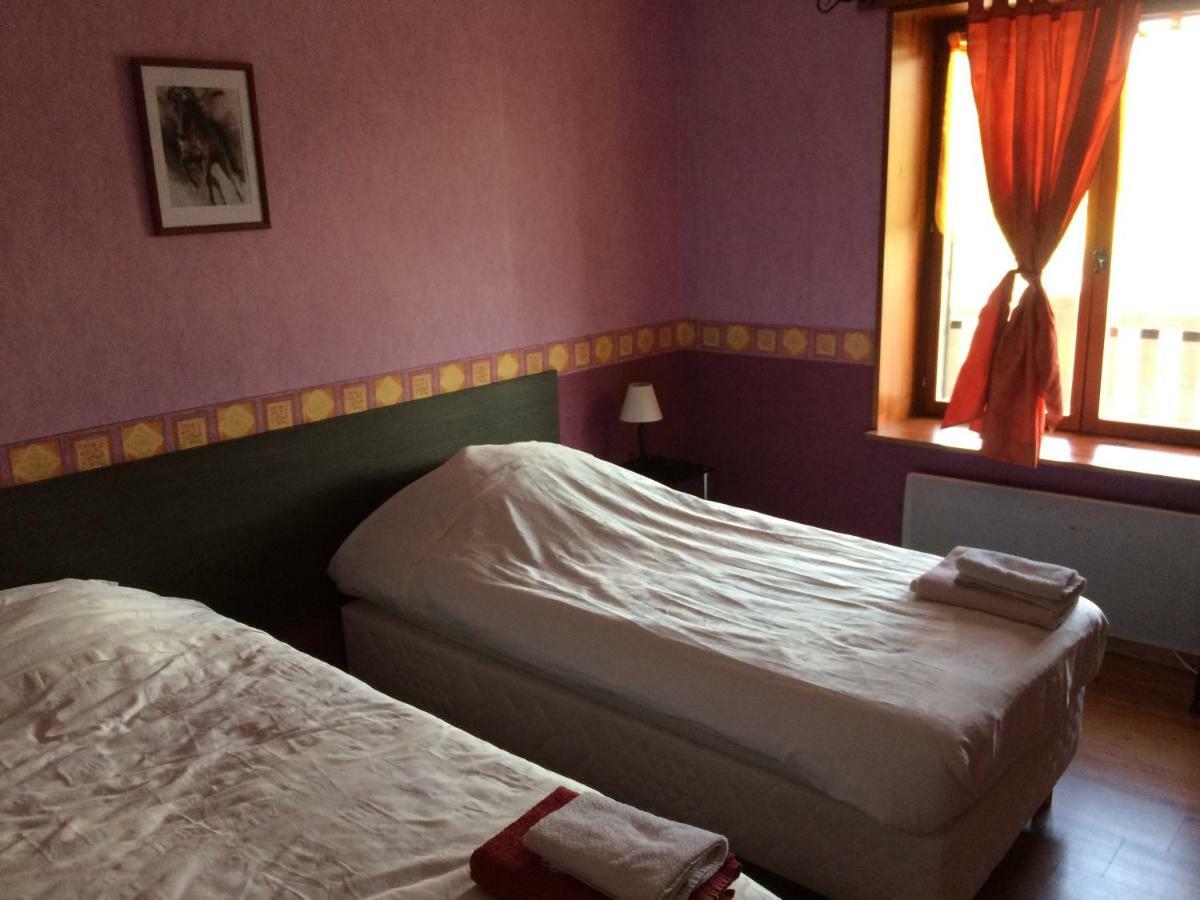 Maubert-Fontaine El Rancho Criollo Rooms And Gites المظهر الخارجي الصورة